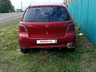 2000 Toyota Vitz I (P10), красный, 100000 рублей, вид 1