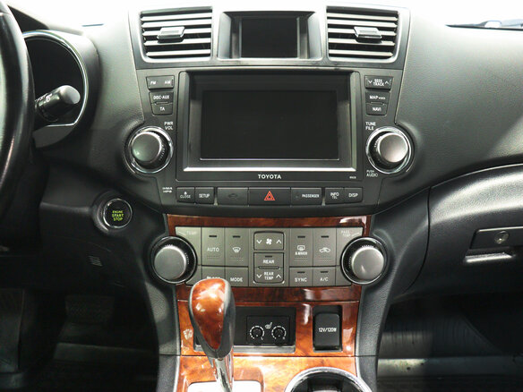 2010 Toyota Highlander II (XU40) Рестайлинг, бежевый - вид 15