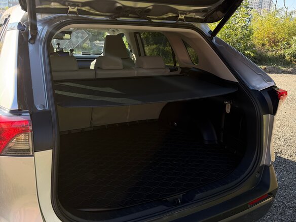 2019 Toyota RAV4 V (XA50), серый, 3000050 рублей - вид 18