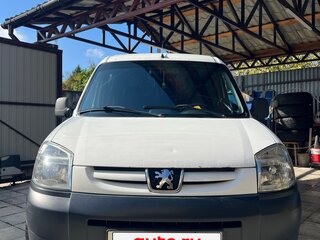 2010 Peugeot Partner II, белый, 330000 рублей, вид 3
