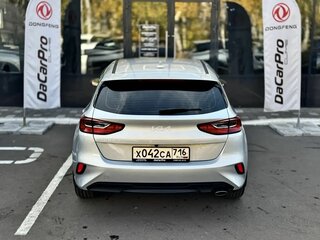 2022 Kia Ceed III Рестайлинг, серебристый, 2200000 рублей, вид 5