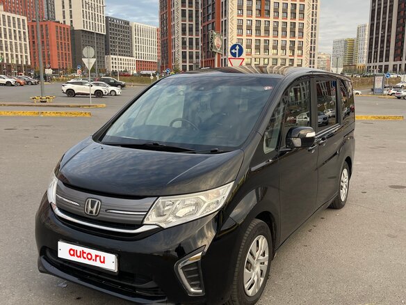 2020 Honda Stepwgn V Рестайлинг, чёрный, 2299000 рублей