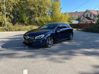 2018 Mercedes-Benz A-Класс 180 III (W176) Рестайлинг, синий, 1550000 рублей, вид 2