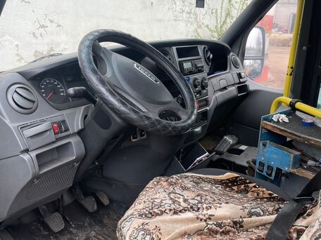 2013 Iveco Daily, белый, 850000 рублей, вид 2