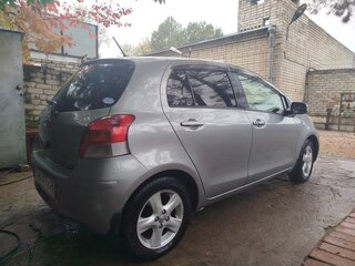 2007 Toyota Vitz II (XP90), серый, 540000 рублей, вид 4