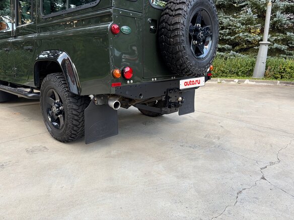 2013 Land Rover Defender 110 I Рестайлинг, зелёный, 7000000 рублей - вид 8