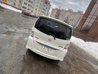 2012 Honda Freed I Рестайлинг, белый, 1160000 рублей, вид 1
