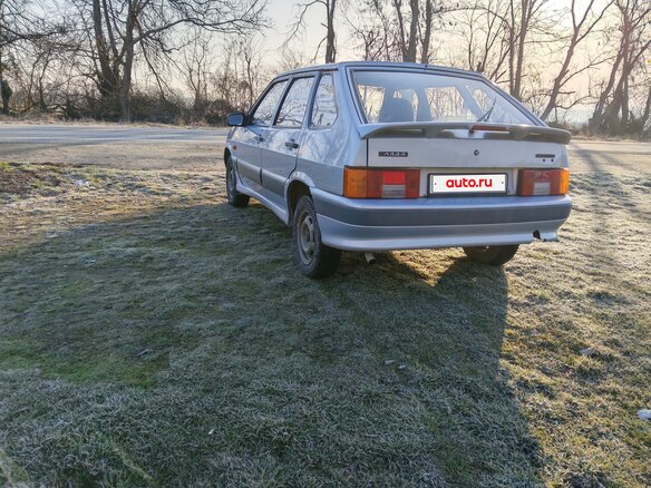 2004 Lada (ВАЗ) 2114, серебристый, 190000 рублей - вид 3
