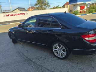 2007 Mercedes-Benz C-Класс 180 Kompressor III (W204), чёрный, 900000 рублей, вид 3