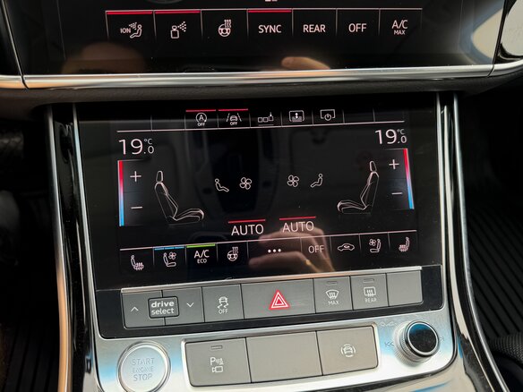 2018 Audi A8 Long 55 TFSI IV (D5), чёрный, 3750000 рублей - вид 35