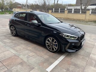2021 BMW 1 серии M135i xDrive III (F40), чёрный, 4000000 рублей, вид 2