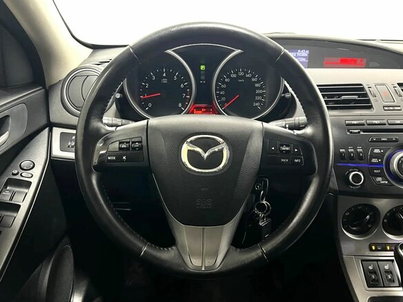 2010 Mazda 3 II (BL), красный, 890000 рублей - вид 16