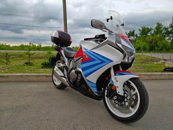 2012 Honda VFR 1200, красный, 950000 рублей - вид 5