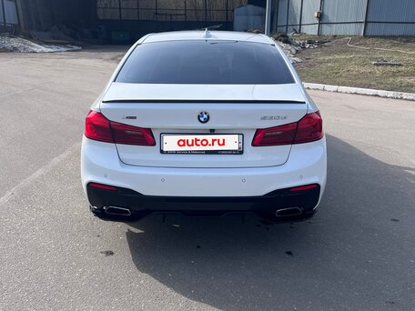 2019 BMW 5 серии 530d xDrive VII (G30/G31/G38), белый, 4150000 рублей, вид 5
