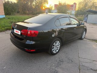 2013 Volkswagen Jetta VI, чёрный, 1450000 рублей, вид 3