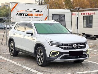 2023 Volkswagen Tayron I Рестайлинг, белый, 2920000 рублей, вид 3