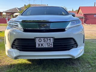 2019 Toyota Harrier III (XU60) Рестайлинг, белый, 3050000 рублей, вид 3
