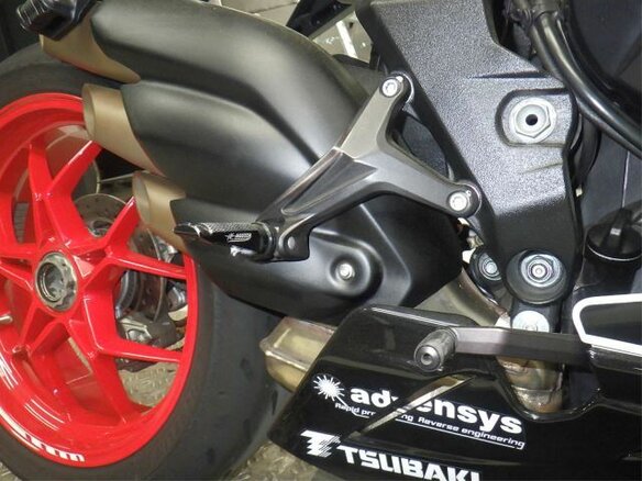 2020 MV Agusta F3 800, красный, 890000 рублей - вид 19