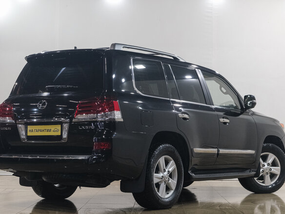 2013 Lexus LX 570 III Рестайлинг, чёрный, 4069000 рублей - вид 5