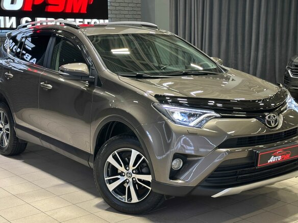 2017 Toyota RAV4 IV (XA40) Рестайлинг, коричневый - вид 4