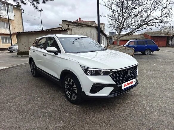 2023 FAW Bestune T77 I, чёрный - вид 5
