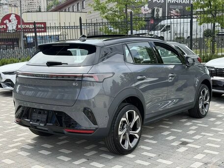 2026 Lynk & Co 06 I Рестайлинг, серый, 2300000 рублей, вид 4