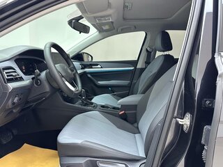 2022 Volkswagen Lavida III Рестайлинг, чёрный, 1555000 рублей, вид 4
