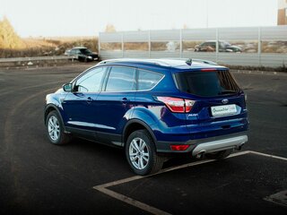 2017 Ford Kuga II Рестайлинг, синий, 1535000 рублей, вид 4