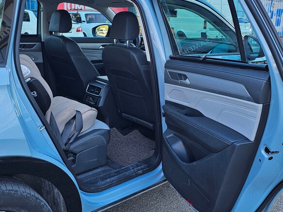 2023 Volkswagen Tavendor I, серый, 4790000 рублей - вид 33