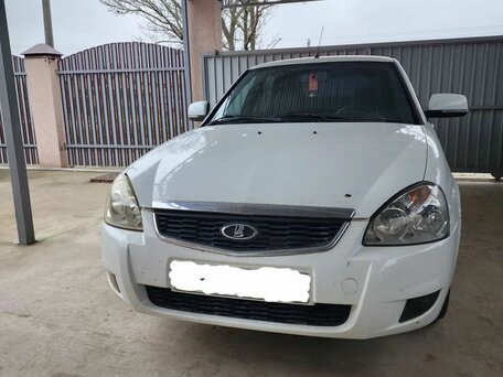 2014 Lada (ВАЗ) Priora I Рестайлинг, белый, 460000 рублей, вид 2