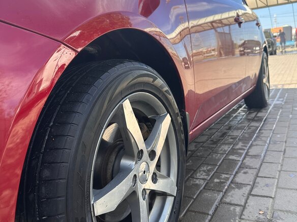 2010 Kia Cerato 5-speed II, красный, 830000 рублей - вид 11