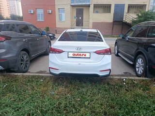2017 Hyundai Solaris II, белый, 800000 рублей, вид 3
