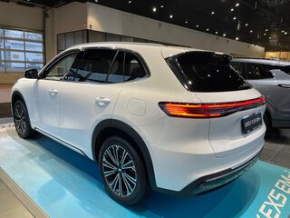 2026 Geely EX5 Гибрид EM-R, белый, 3829990 рублей, вид 3