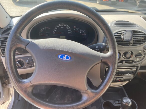 2011 Lada (ВАЗ) Kalina I, серебристый, 220000 рублей - вид 9