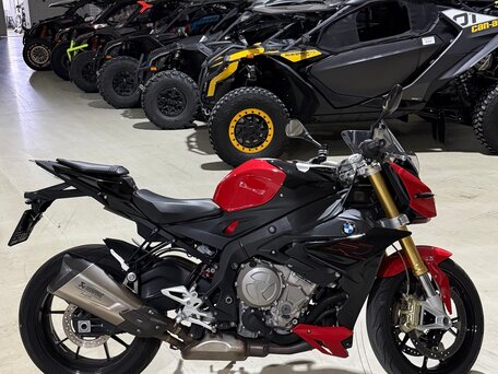 2017 BMW S 1000 R, красный, 950000 рублей, вид 2