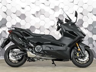 2024 Yamaha TMAX, чёрный, 1389000 рублей, вид 3