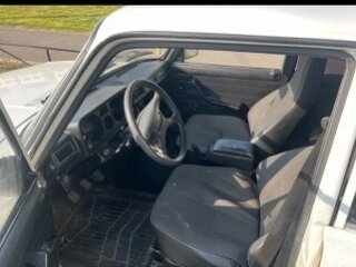 2010 Lada (ВАЗ) 2105, белый, 80500 рублей - вид 13