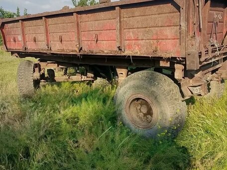 1997 Курганские прицепы Универсал 8213 05, красный, 145000 рублей, вид 3