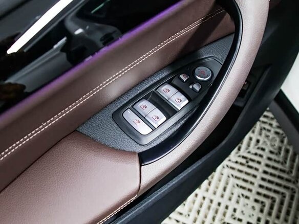 2022 BMW X1 Long 20Li sDrive II (F48) Рестайлинг, белый, 2078000 рублей - вид 7