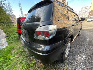 2005 Mitsubishi Outlander I, чёрный, 485000 рублей, вид 4