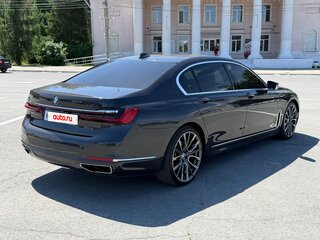 2019 BMW 7 серии 740i VI (G11/G12) Рестайлинг, серый, 4650000 рублей, вид 5