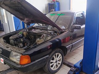 1985 Audi 100 III (C3), чёрный, 200000 рублей, вид 1