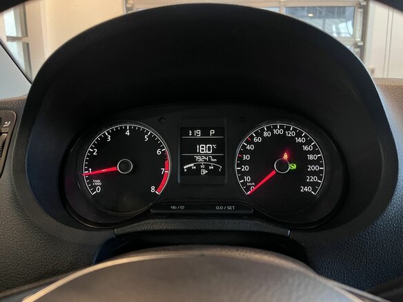 2019 Volkswagen Polo V Рестайлинг, серый, 1210000 рублей - вид 10