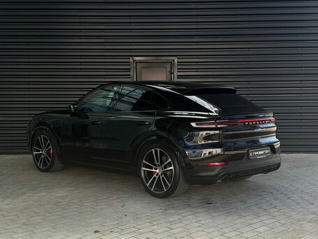 2024 Porsche Cayenne S Coupé III Рестайлинг, чёрный, 15999000 рублей, вид 3