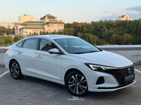 2023 Changan Eado Plus I, белый, 1900000 рублей - вид 2