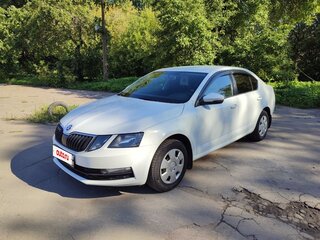 2018 Skoda Octavia III (A7) Рестайлинг, белый, 1250000 рублей, вид 2