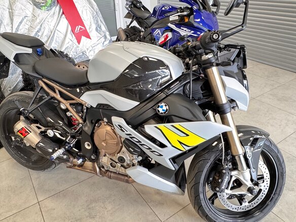 2022 BMW S 1000 R, серый, 1600000 рублей - вид 7