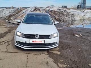 2016 Volkswagen Jetta VI Рестайлинг, белый, 700000 рублей, вид 1