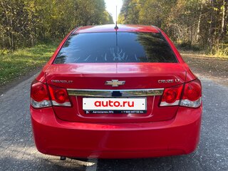 2012 Chevrolet Cruze I, красный, 530000 рублей, вид 4