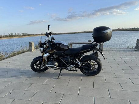 2020 BMW R 1250 R, коричневый, 1270000 рублей, вид 2